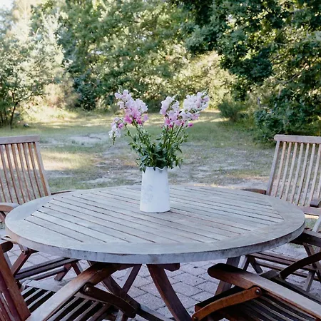 Thatched Summer Perfect For Two Families Casa vacanze