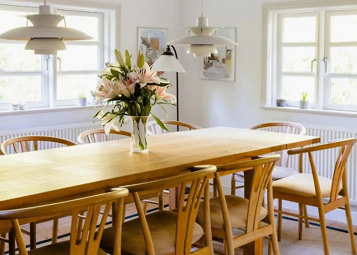 Thatched Summer Perfect For Two Families *